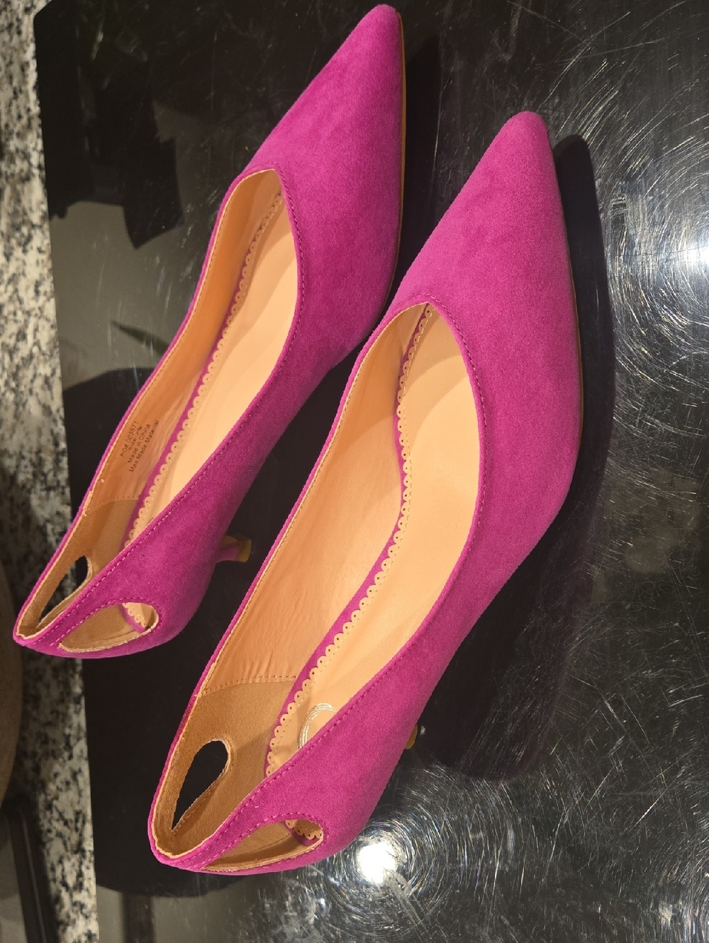 Women's Pointed Toe Slingback Flats in Fuchsia